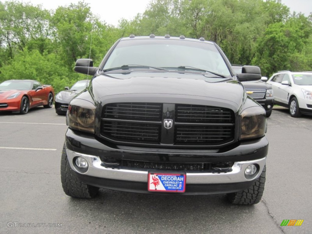 2008 Ram 2500 SLT Quad Cab 4x4 - Brilliant Black Crystal Pearl / Medium Slate Gray photo #4