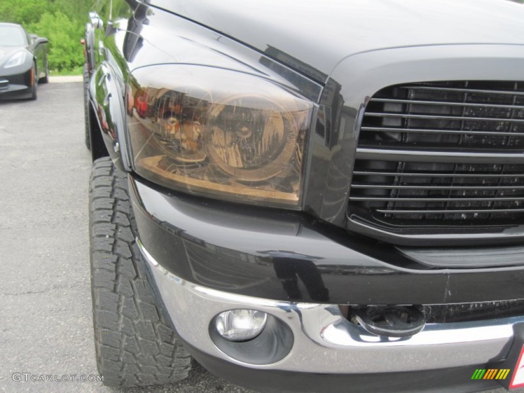 2008 Ram 2500 SLT Quad Cab 4x4 - Brilliant Black Crystal Pearl / Medium Slate Gray photo #5
