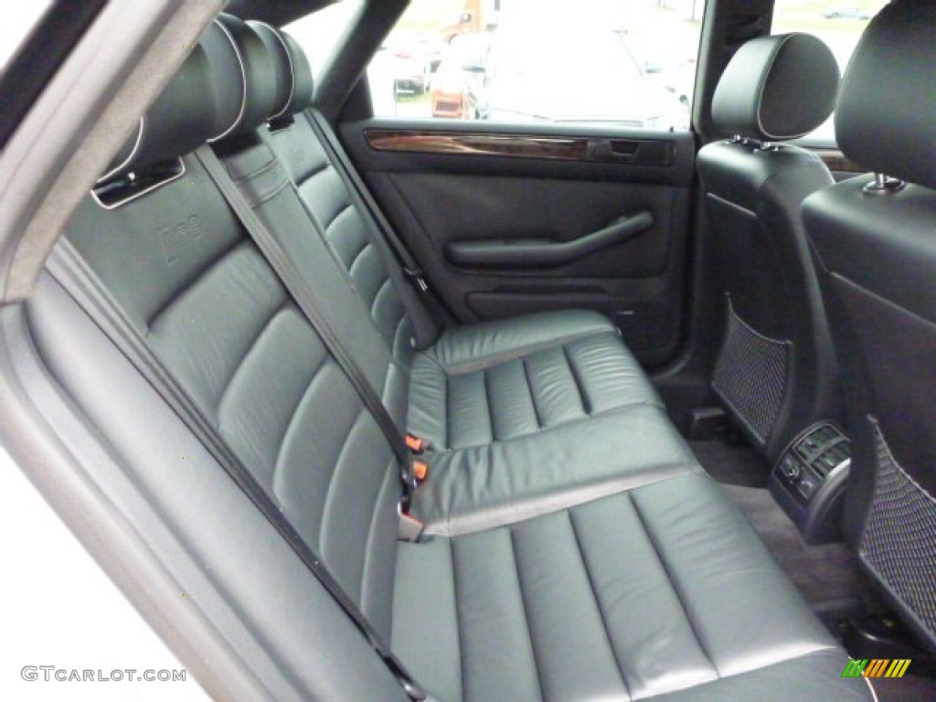 2003 Audi RS6 4.2T quattro Rear Seat Photo #104098345