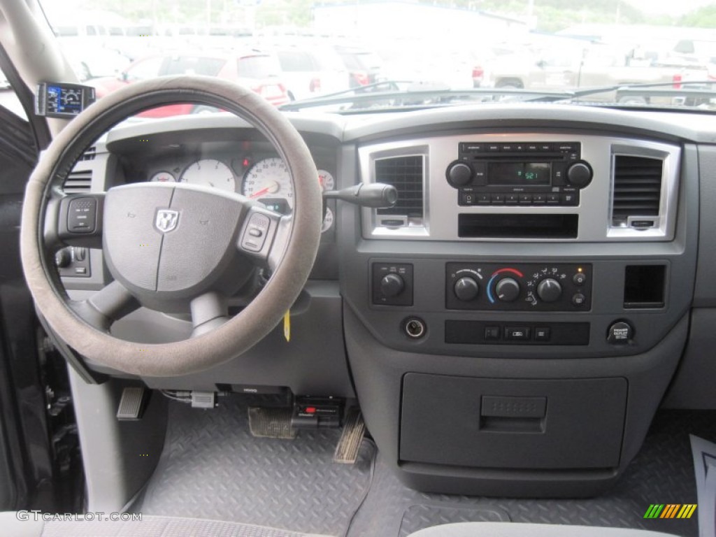 2008 Ram 2500 SLT Quad Cab 4x4 - Brilliant Black Crystal Pearl / Medium Slate Gray photo #24