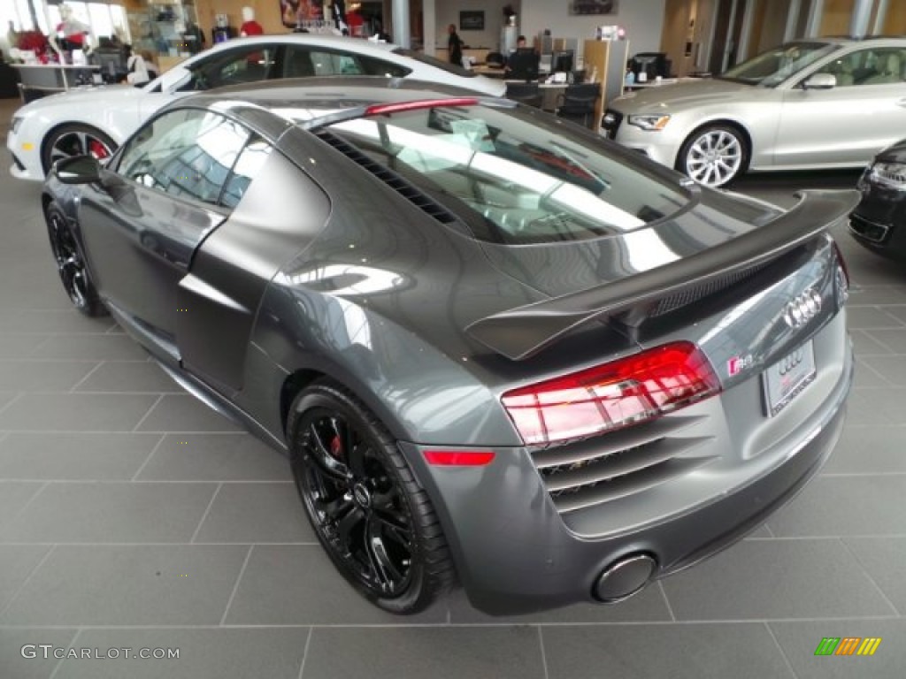 2015 R8 Competition - Daytona Grey Pearl / Black photo #5
