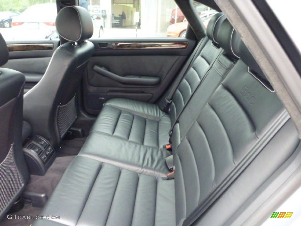 2003 Audi RS6 4.2T quattro Rear Seat Photo #104098585
