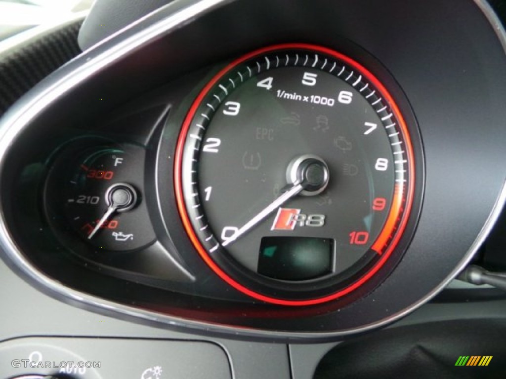 2015 R8 Competition - Daytona Grey Pearl / Black photo #25