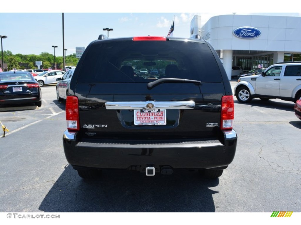 2008 Aspen Limited 4WD - Brilliant Black Crystal Pearl / Light Graystone photo #4