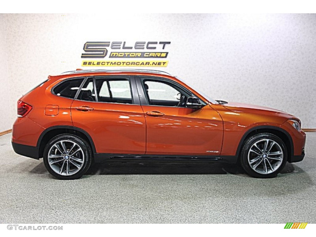 2013 X1 xDrive 28i - Valencia Orange / Black photo #4