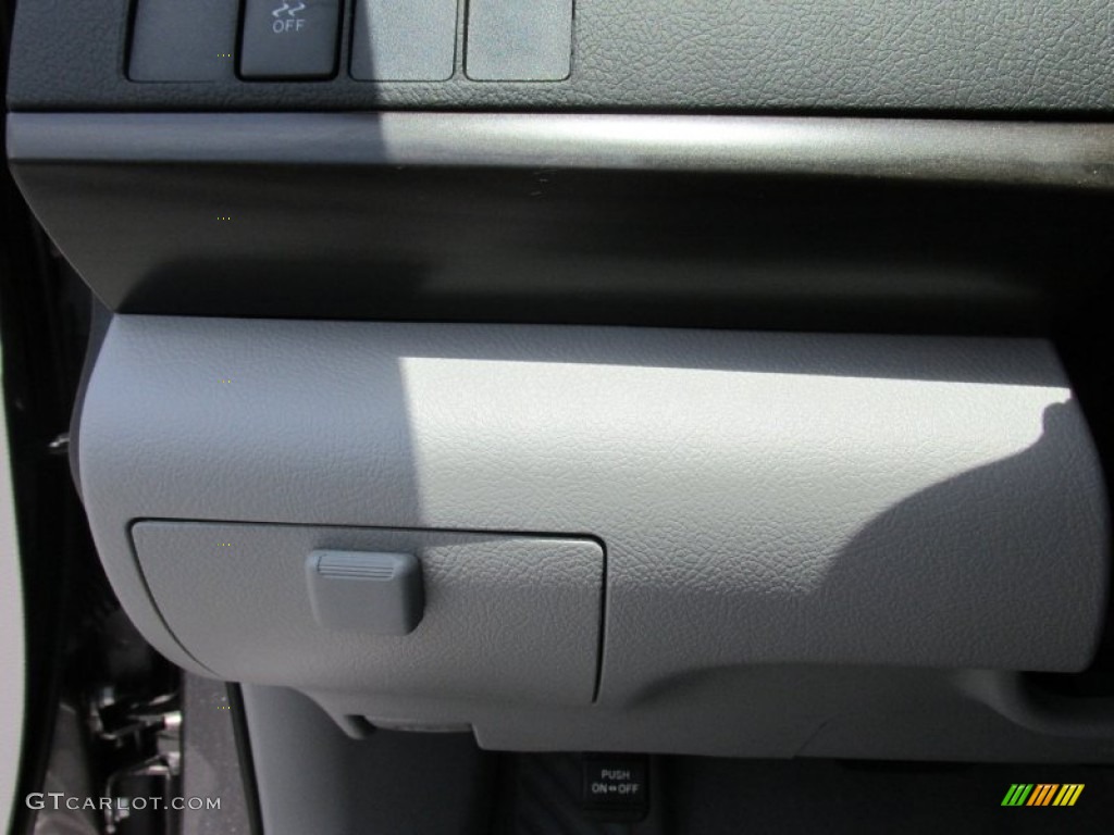 2015 Camry LE - Predawn Gray Mica / Ash photo #30