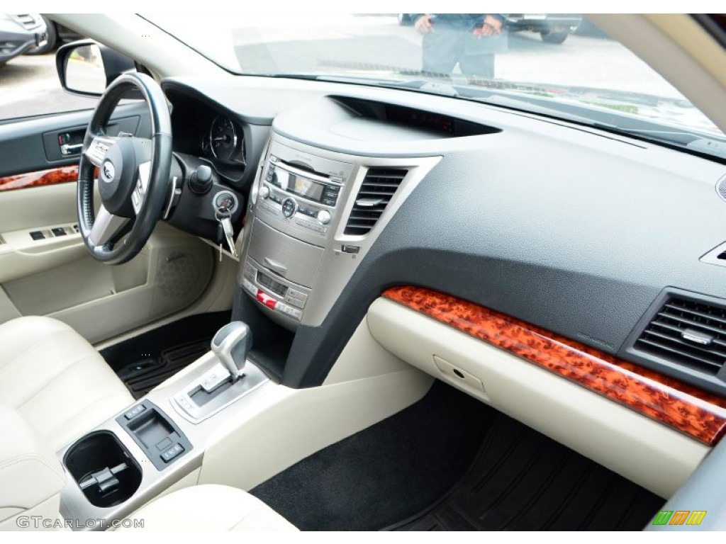 2011 Outback 2.5i Limited Wagon - Crystal Black Silica / Warm Ivory photo #9