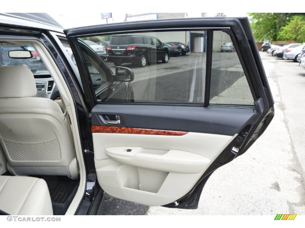 2011 Outback 2.5i Limited Wagon - Crystal Black Silica / Warm Ivory photo #20