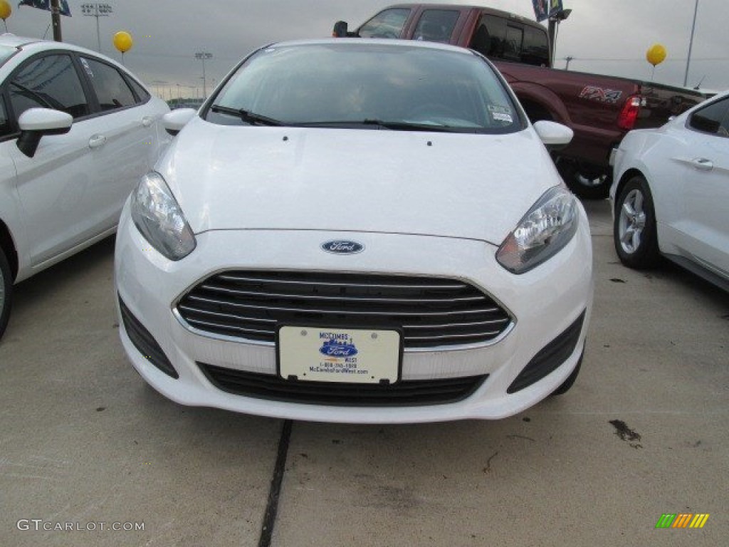 2015 Fiesta S Sedan - Oxford White / Charcoal Black photo #5