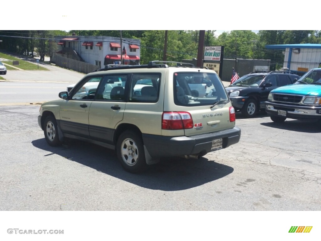 2002 Forester 2.5 L - Sierra Gold Metallic / Gray photo #2