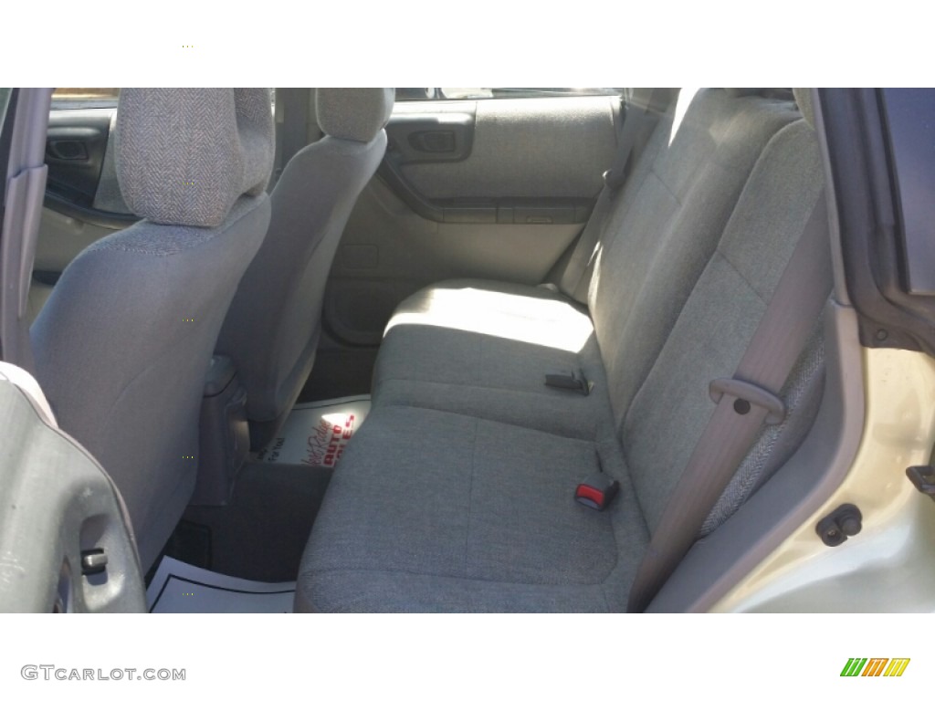 2002 Forester 2.5 L - Sierra Gold Metallic / Gray photo #13