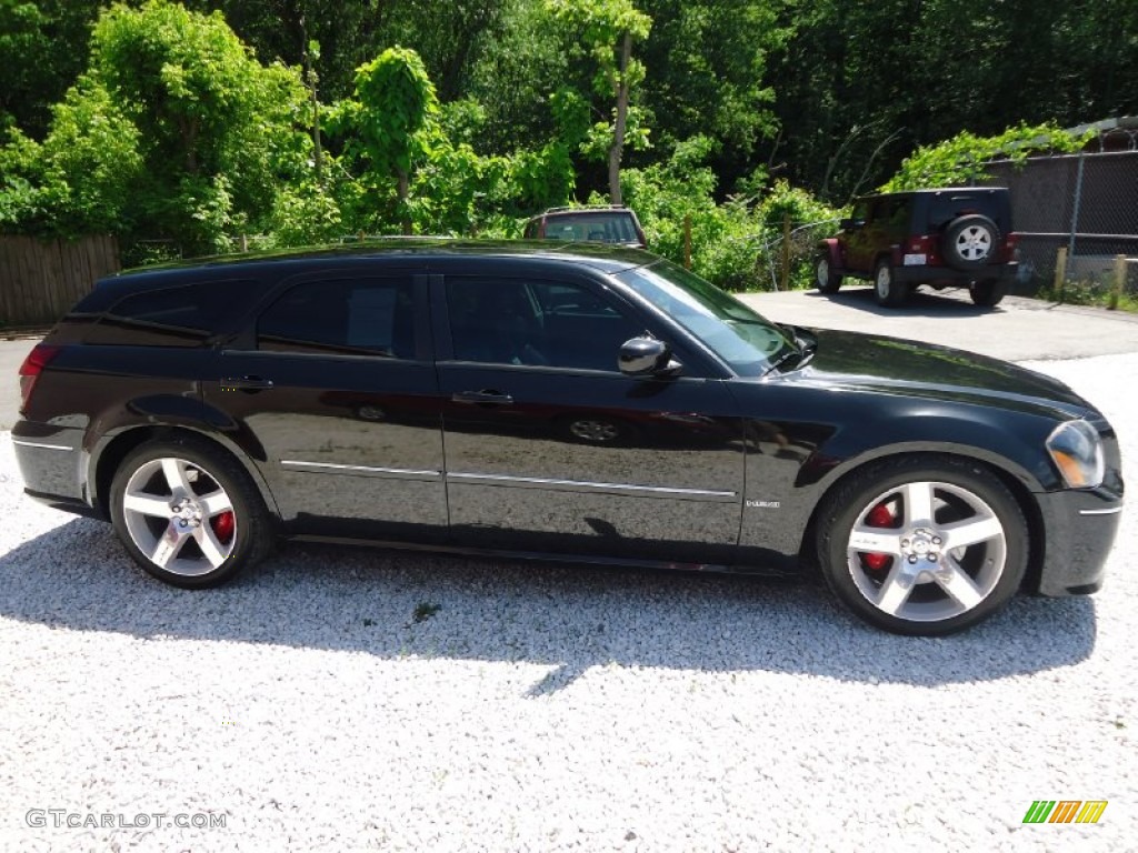 Brilliant Black Crystal Pearl 2006 Dodge Magnum SRT-8 Exterior Photo #104116255
