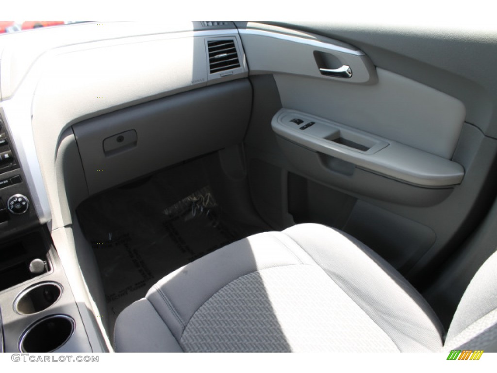 2011 Traverse LT - White / Ebony/Ebony photo #13