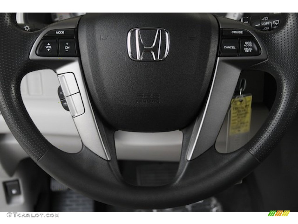 2015 Pilot SE - Modern Steel Metallic / Gray photo #10