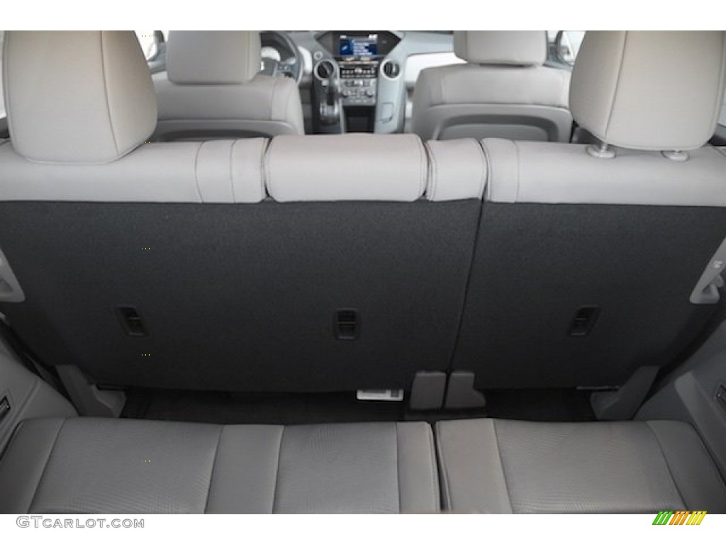 2015 Pilot LX - Crystal Black Pearl / Gray photo #17