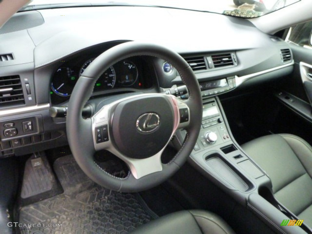 2013 CT 200h Hybrid Premium - Fire Agate Pearl / Black photo #6