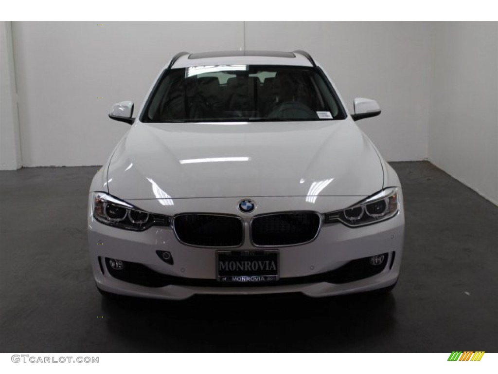 2015 3 Series 328i xDrive Sports Wagon - Alpine White / Black photo #3