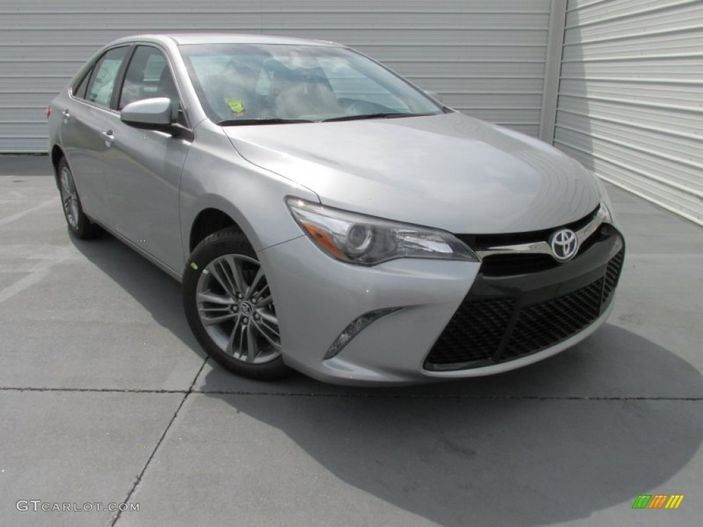 2015 Camry SE - Celestial Silver Metallic / Black photo #2