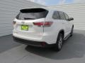 2015 Blizzard Pearl White Toyota Highlander LE  photo #4