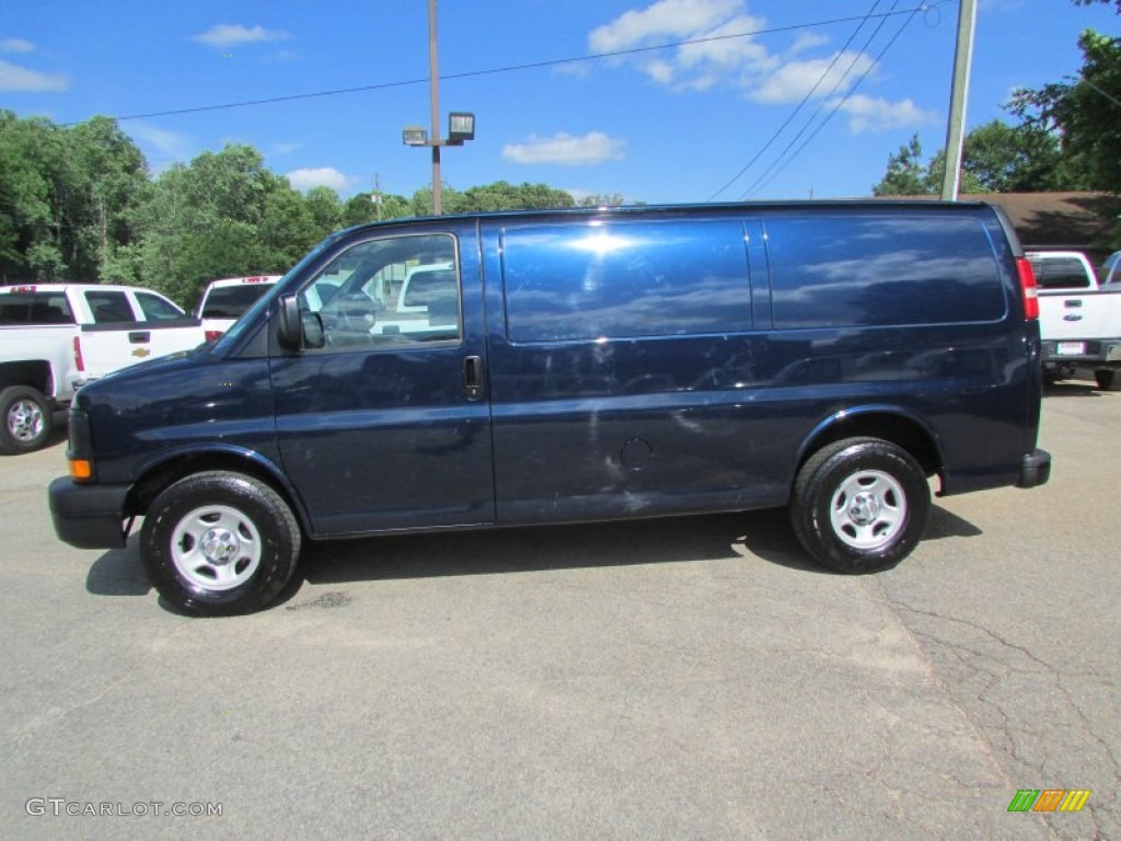 2007 Express 1500 Cargo Van - Dark Blue Metallic / Neutral photo #4