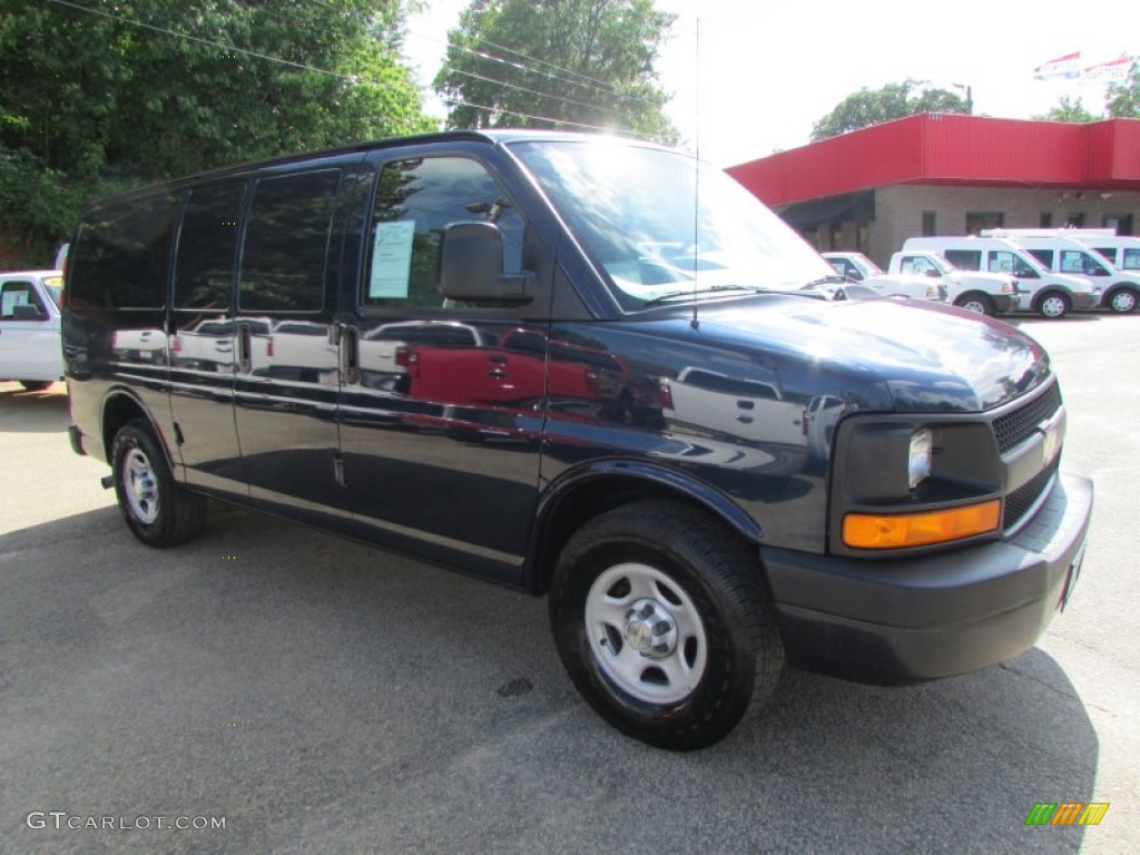2007 Express 1500 Cargo Van - Dark Blue Metallic / Neutral photo #7