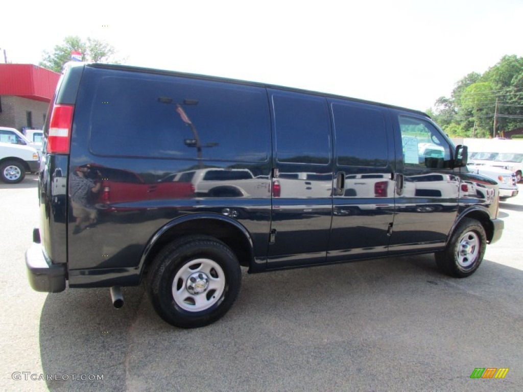 2007 Express 1500 Cargo Van - Dark Blue Metallic / Neutral photo #8