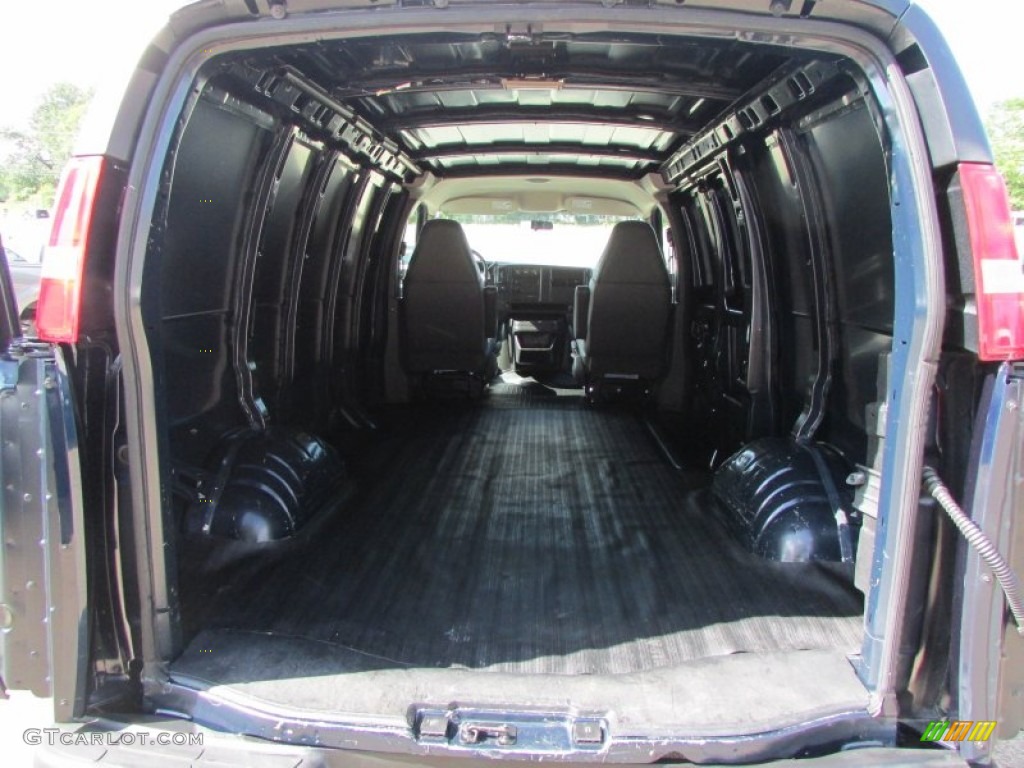 2007 Express 1500 Cargo Van - Dark Blue Metallic / Neutral photo #12