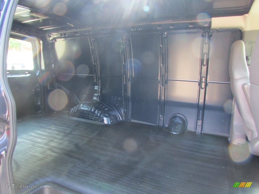 2007 Express 1500 Cargo Van - Dark Blue Metallic / Neutral photo #15