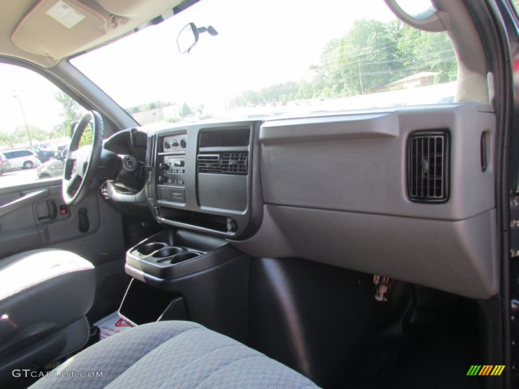 2007 Express 1500 Cargo Van - Dark Blue Metallic / Neutral photo #26