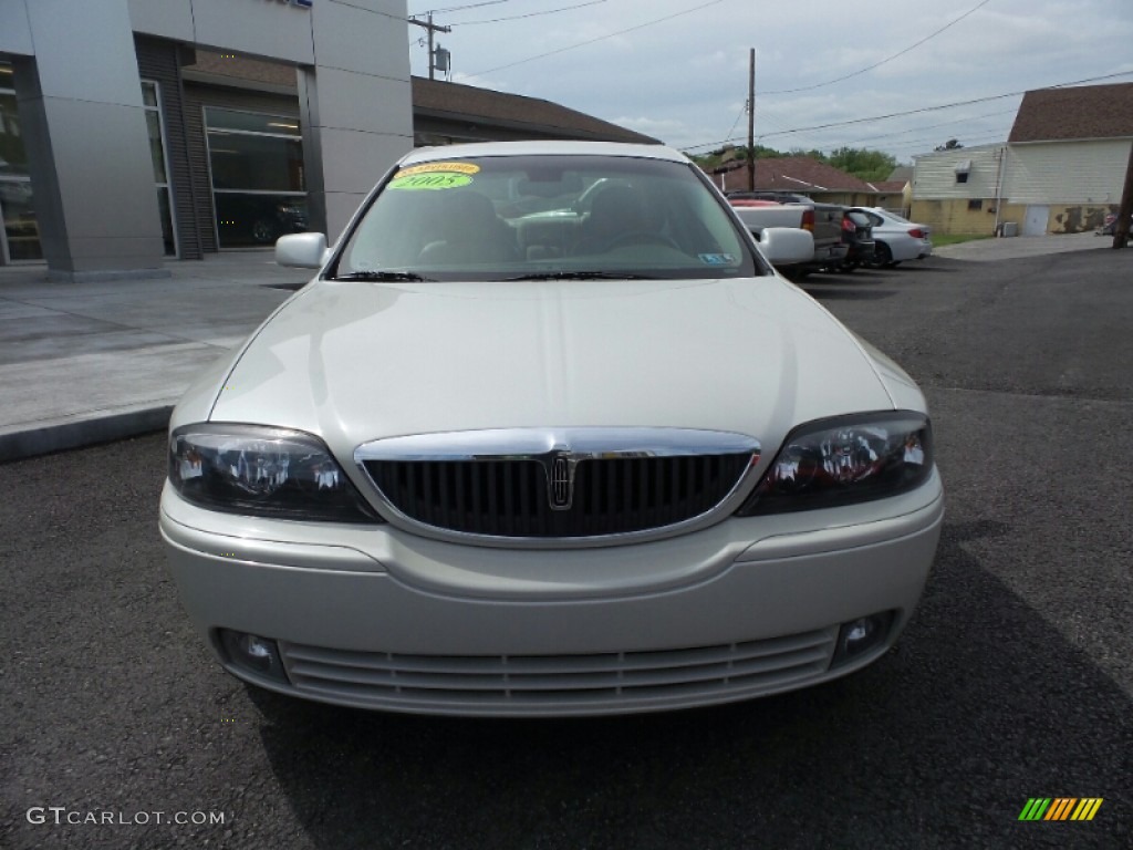 2005 LS V8 - Cashmere Tri-Coat / Black photo #6