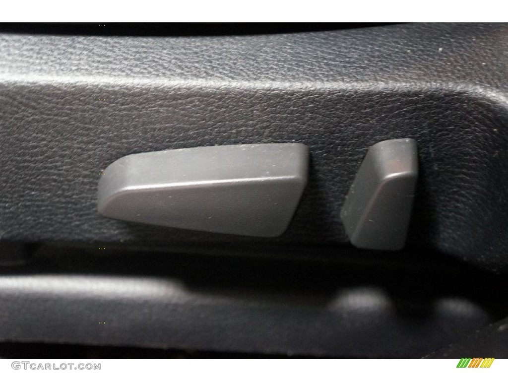 2004 MAZDA6 s Sedan - Glacier Silver Metallic / Black photo #19