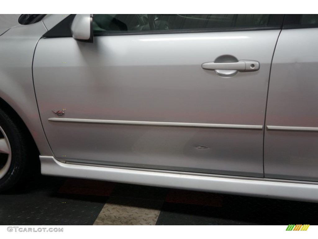 2004 MAZDA6 s Sedan - Glacier Silver Metallic / Black photo #59