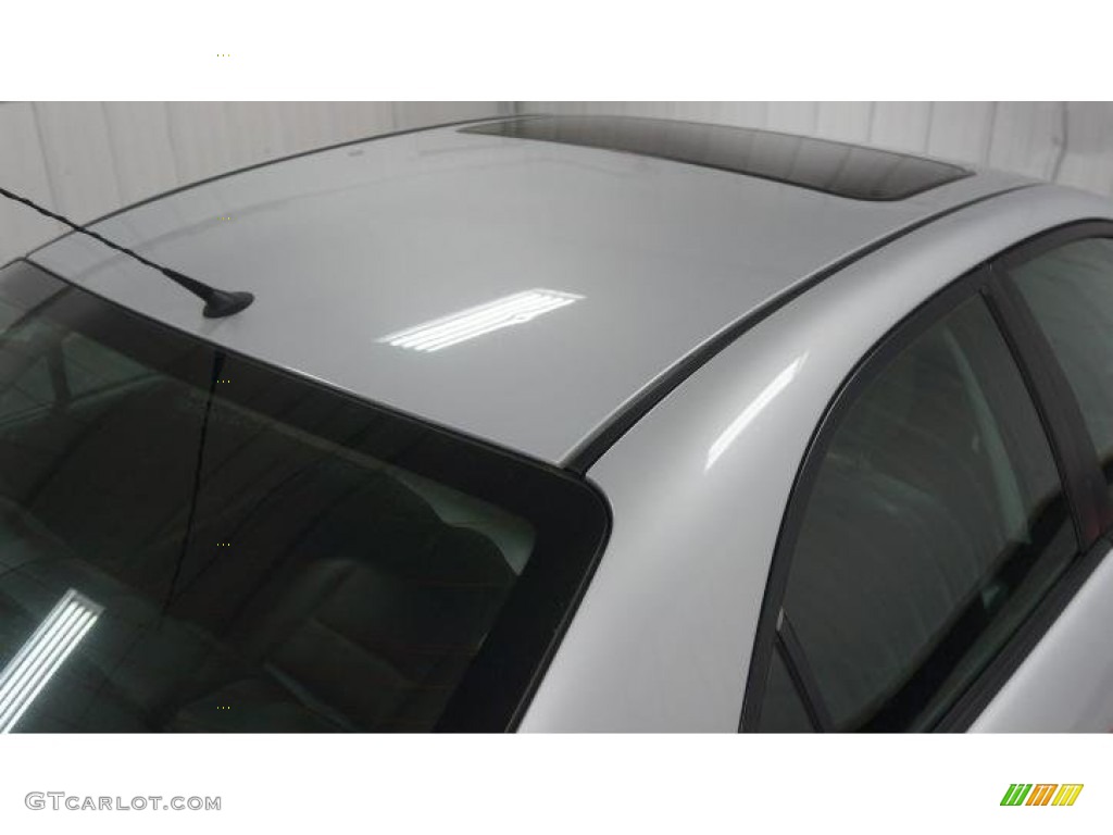 2004 MAZDA6 s Sedan - Glacier Silver Metallic / Black photo #67