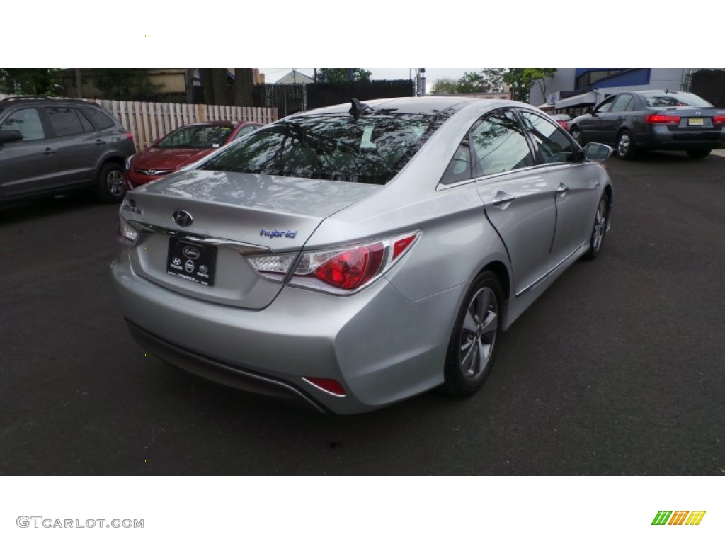 2011 Sonata Hybrid - Silver Frost Metallic / Gray photo #6