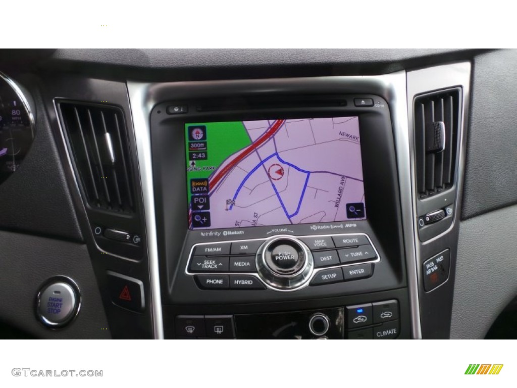 2011 Sonata Hybrid - Silver Frost Metallic / Gray photo #12