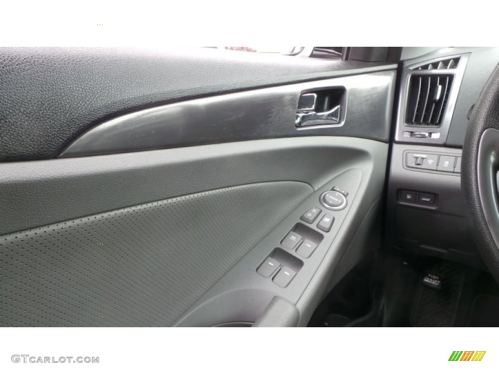 2011 Sonata Hybrid - Silver Frost Metallic / Gray photo #16