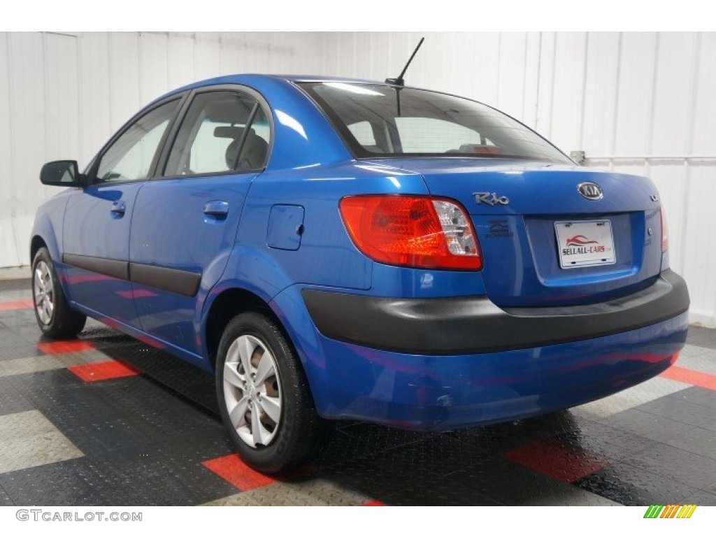 2009 Rio LX Sedan - Sapphire Blue / Gray photo #10