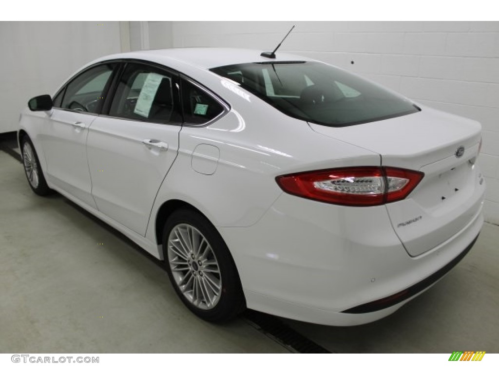 2015 Fusion SE - Oxford White / Charcoal Black photo #4