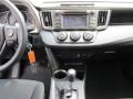 Super White - RAV4 LE Photo No. 24