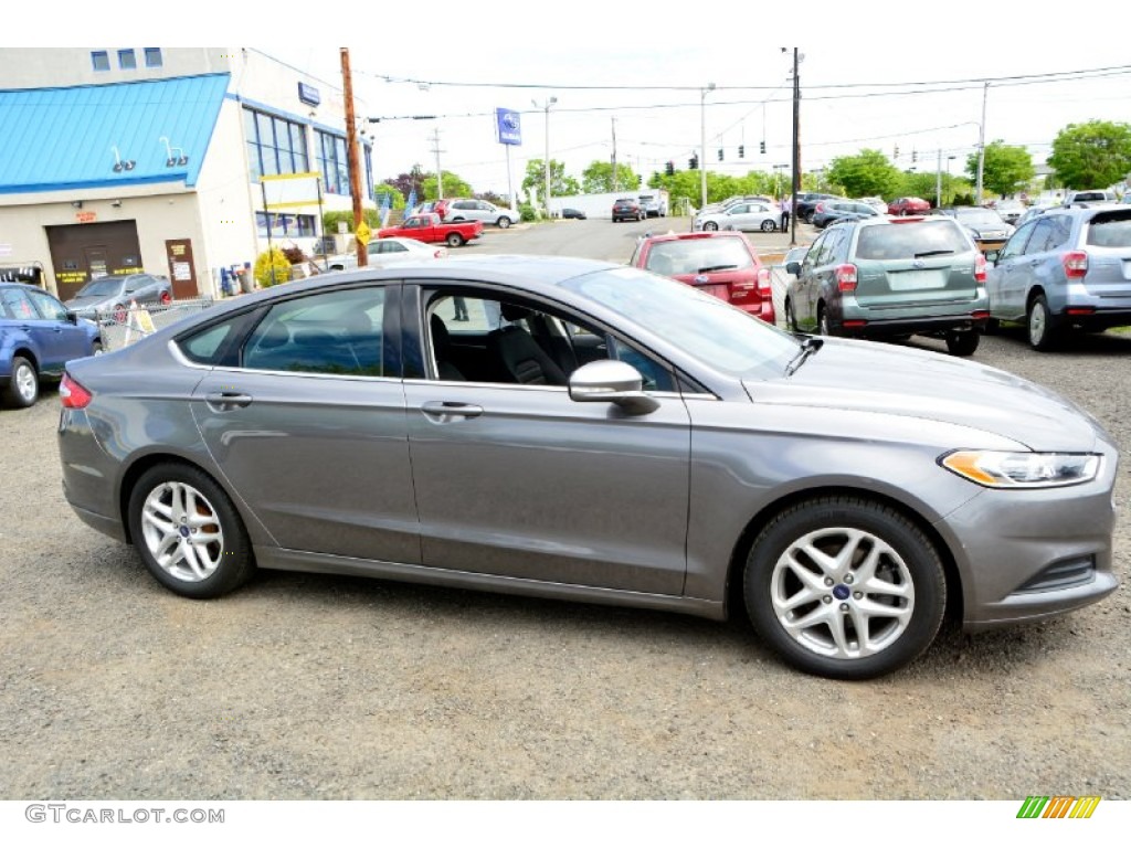 2013 Fusion SE - Sterling Gray Metallic / Charcoal Black photo #4