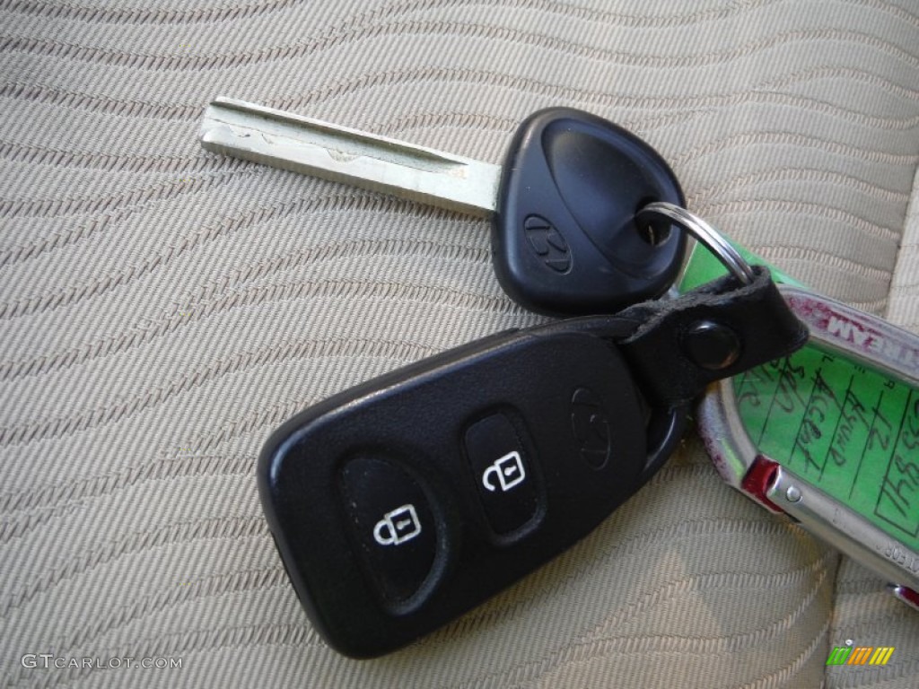 2012 Accent GLS 4 Door - Clearwater Blue / Beige photo #20