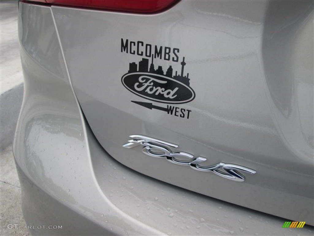 2015 Focus SE Sedan - Tectonic Metallic / Medium Light Stone photo #15