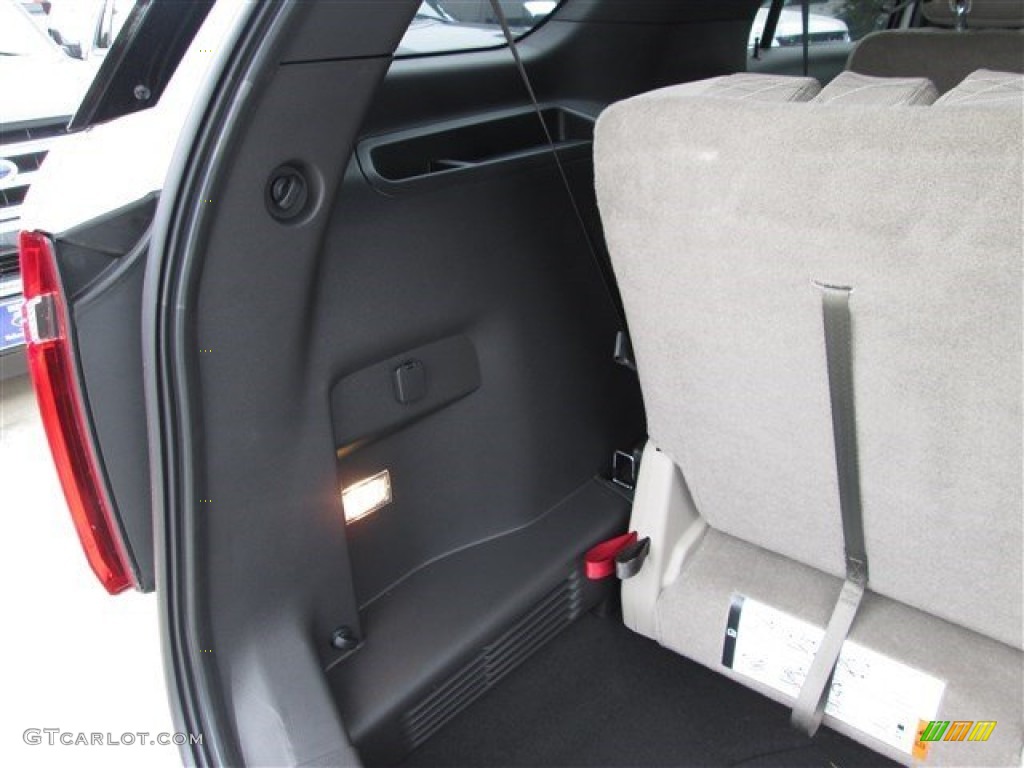 2015 Explorer FWD - Oxford White / Medium Light Stone photo #18