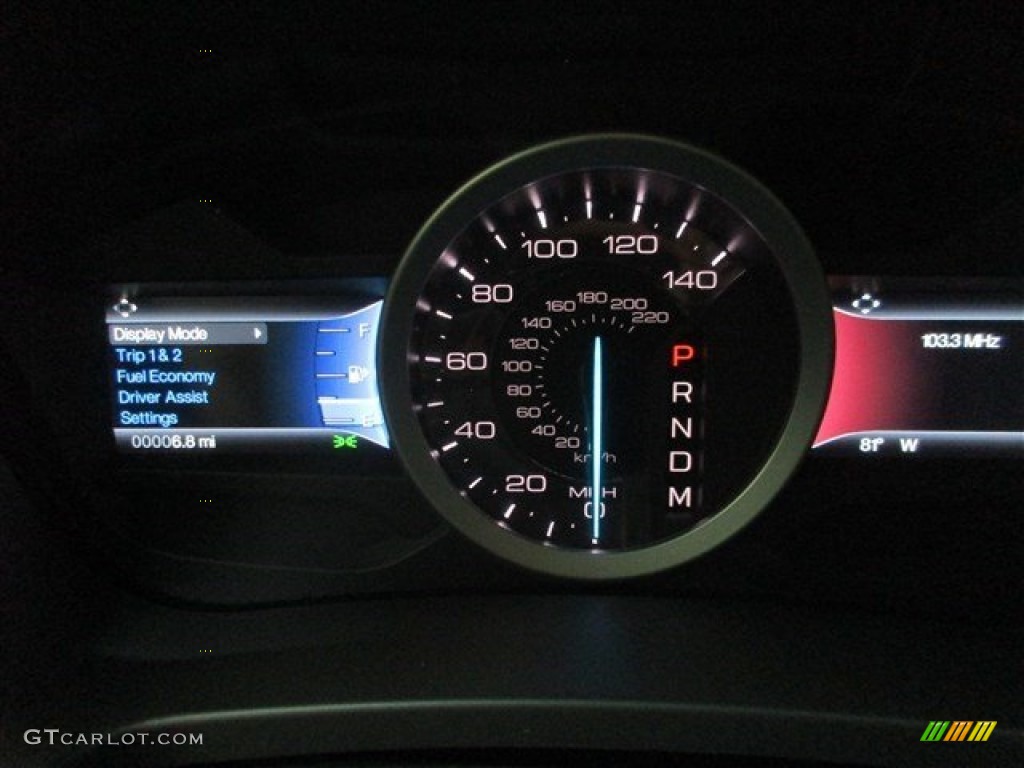 2015 Explorer XLT - Magnetic / Charcoal Black photo #18