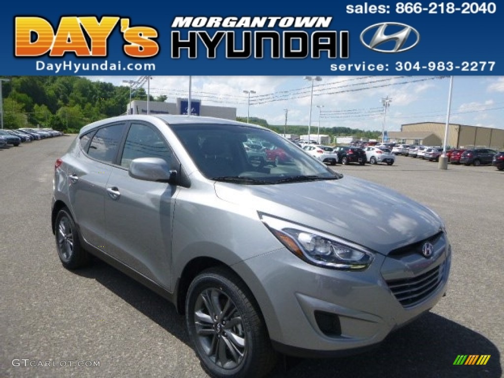 Diamond Silver Hyundai Tucson