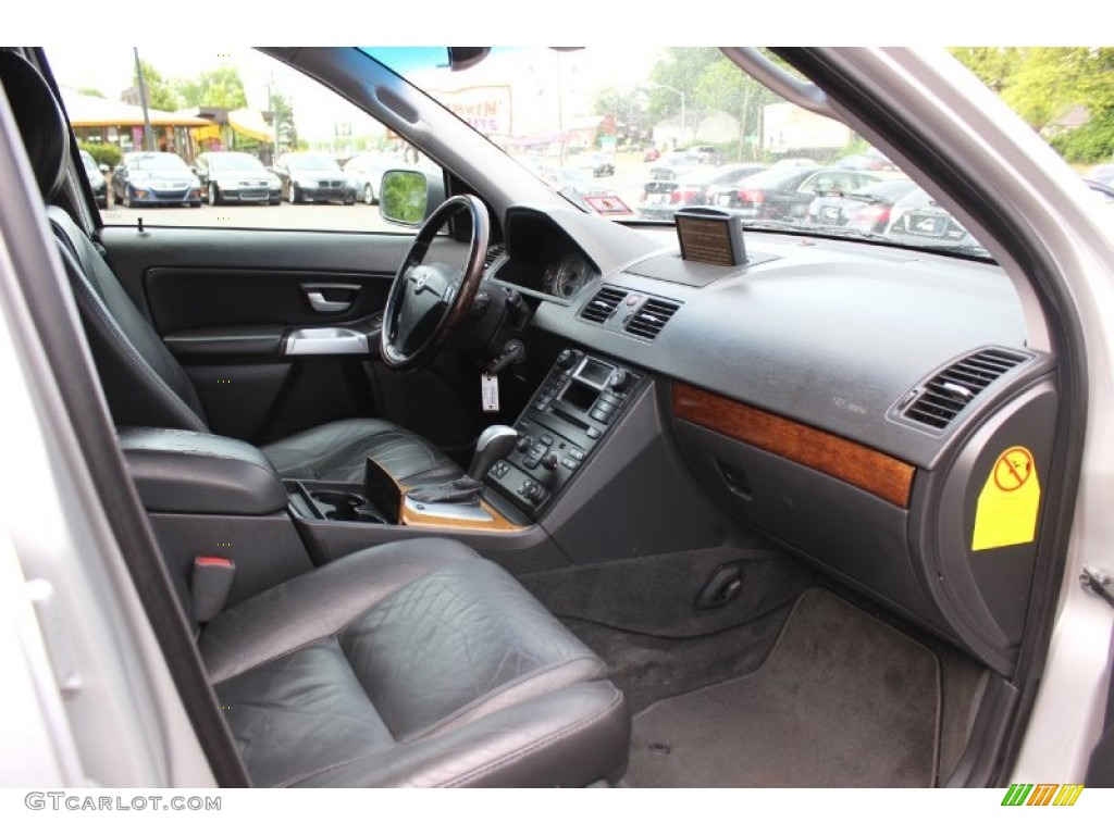 2004 XC90 T6 AWD - Silver Metallic / Graphite photo #15