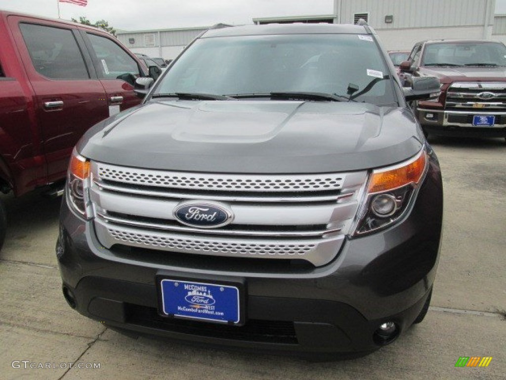 2015 Explorer XLT - Magnetic / Charcoal Black photo #8
