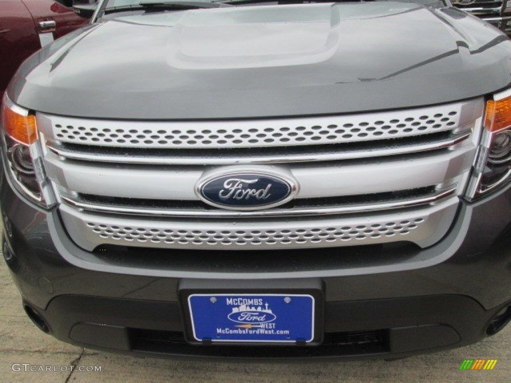 2015 Explorer XLT - Magnetic / Charcoal Black photo #9