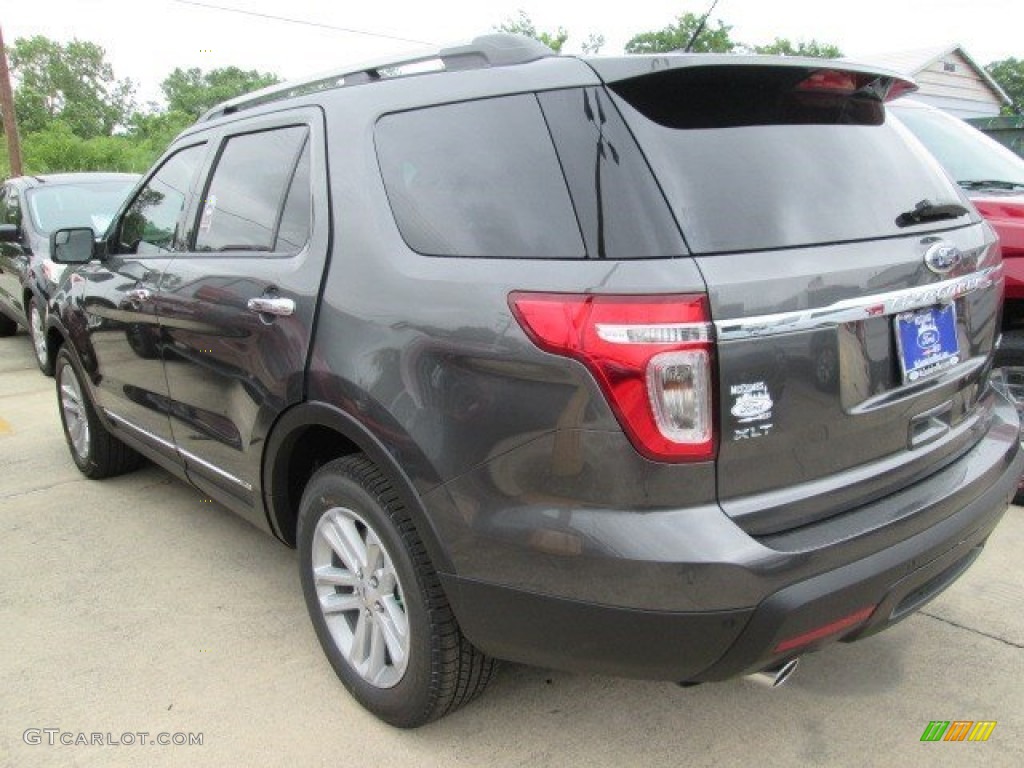 2015 Explorer XLT - Magnetic / Charcoal Black photo #10