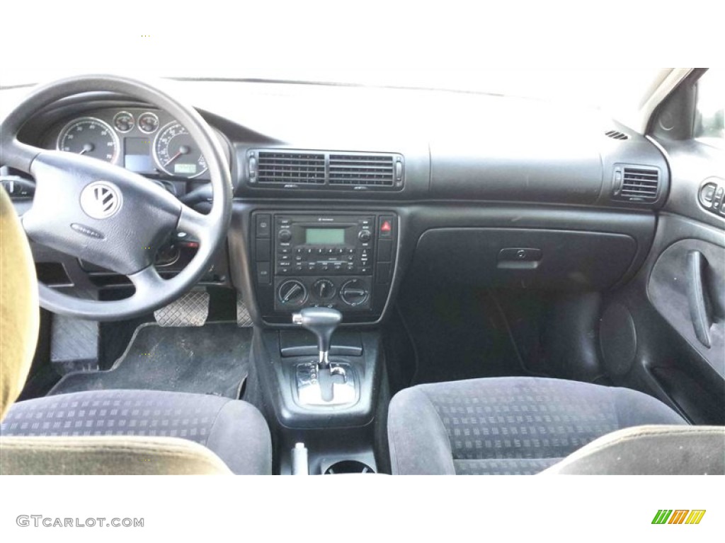 2002 Passat GLS Sedan - Silverstone Grey Metallic / Black photo #10